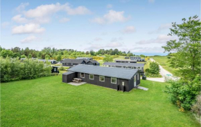 Awesome Home In Glesborg With Wifi, Bønnerup Strand